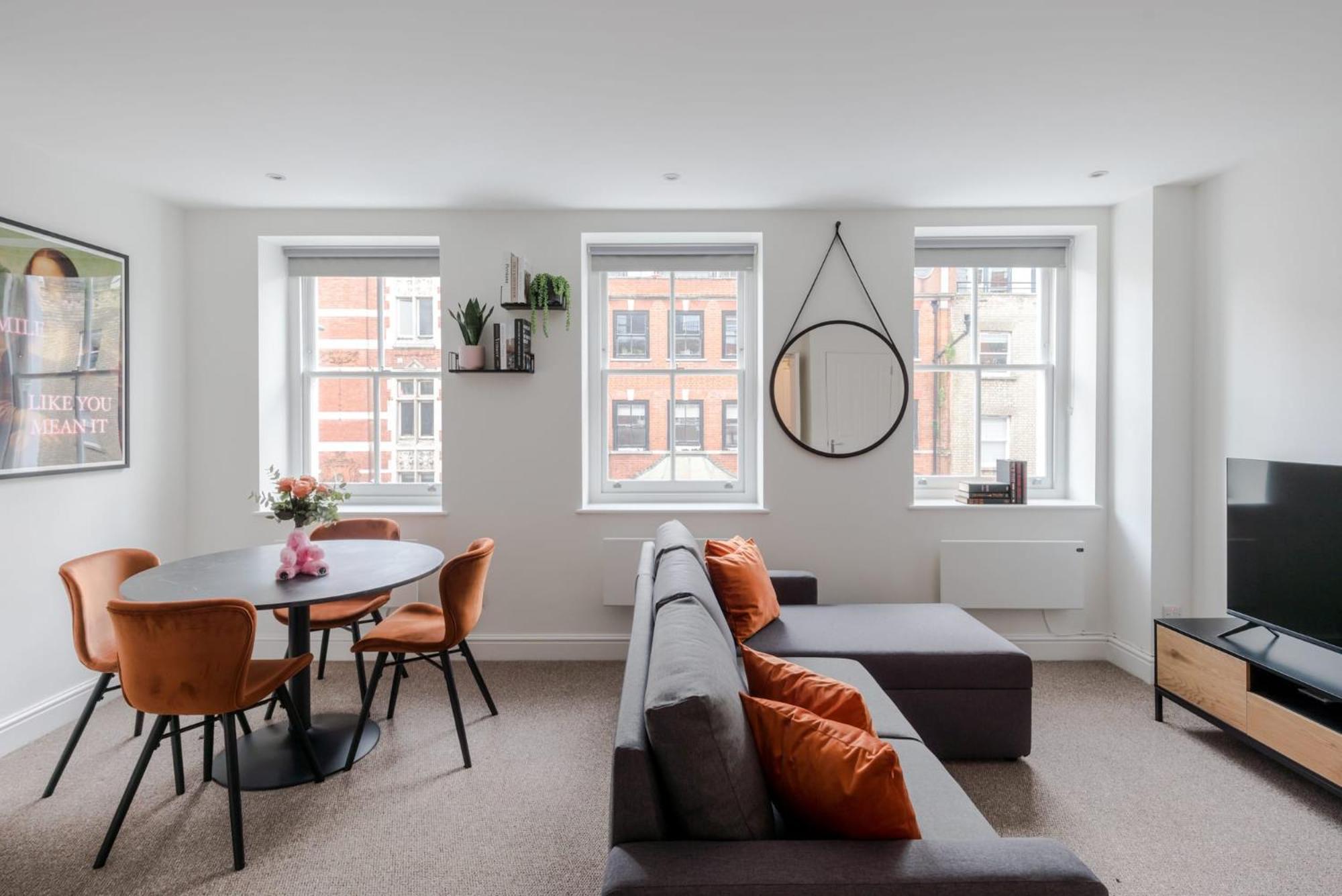 The Sensual Breeze - Fitzrovia Apartment London Exterior photo
